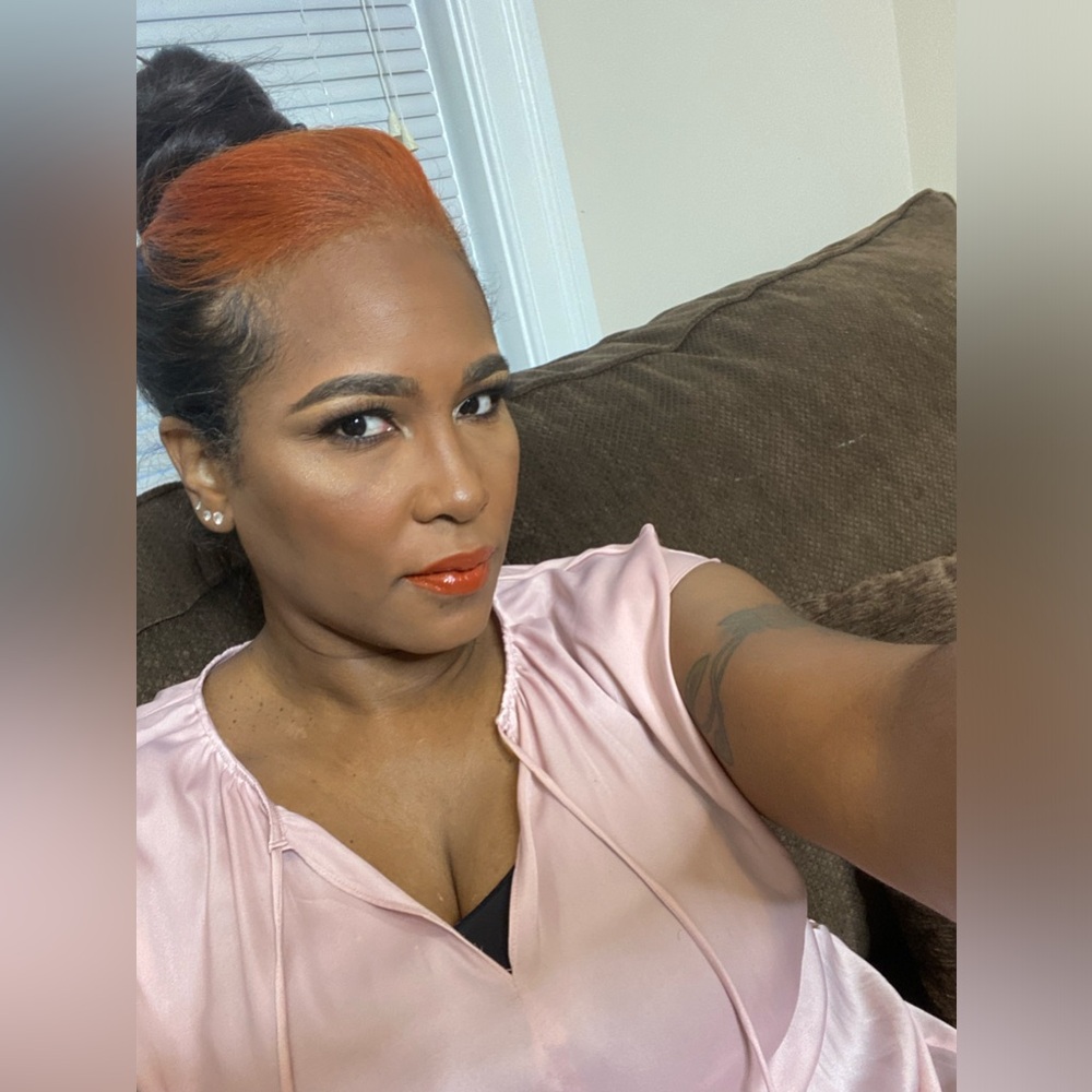 Meet your Posher, Lakeisha